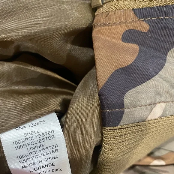 NWOT camo WEST COAST VIBES bomber jacket! 😎 - Picture 12 of 14